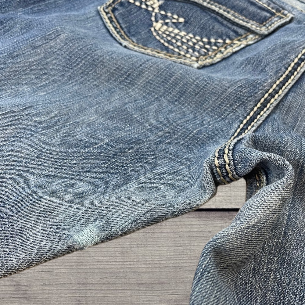 New to my Closet!! Almost Famous Premium Distressed Bootcut Jeans - Picture 4 of 5